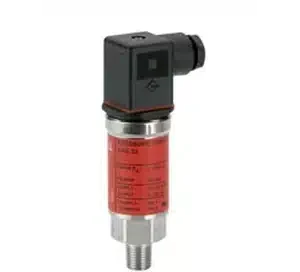 Danfoss AKS 33 Датчик давления 4-20мА (060G2105)