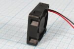 8009976850 Вентилятор 35x35x10, напряжение 5В, ток 0.2А, выводы 2L, подшипник скольжения, FSY35S05H Hirschmann — изображение 2