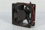 8009976836 Вентилятор 60x60x25, напряжение 5В, мощность 1.7 Вт, выводы 2L, подшипник скольжения, KD0506PTS2 Hirschmann — изображение 2
