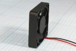 8009976851 Вентилятор 50x50x10, напряжение 24В, ток 0.08А, выводы 2L, подшипник скольжения, FSY50S24M Hirschmann — изображение 3