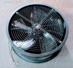 8044672917 Вентилятор METO Axial Fan Motor YWF4D-600 380V 750W 50Hz 1.61A 1350rpm с фланцем () Hirschmann — изображение 3