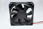 8009976685 Вентилятор 80x80x25, напряжение 12В, ток 0.18А, выводы 2L, подшипник скольжения, RQD8025HS Hirschmann — изображение 4